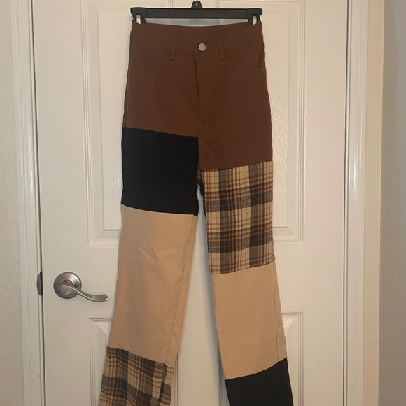 SHEIN Patched Jeans/Pants - Picture 3 of 4